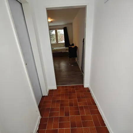 Fuer Monteure & Geschaeftsreisende In *